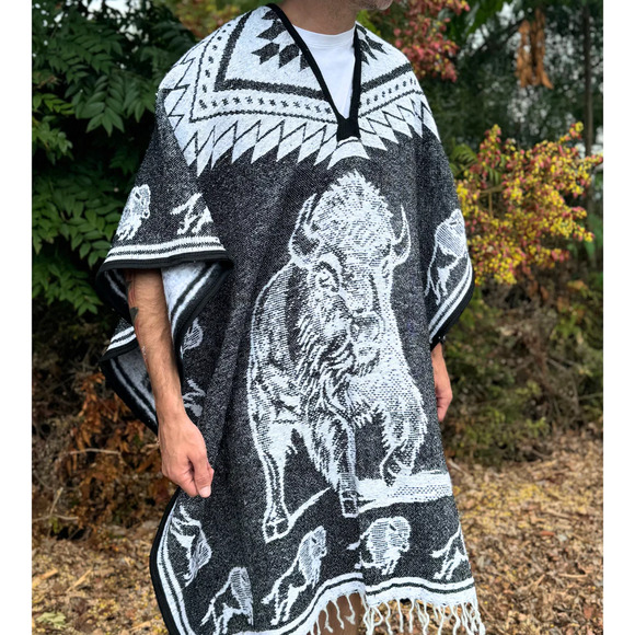 Unbranded Sweaters - BUFFALO Poncho REVERSABLE Cotton/Wooly Fleece BLACK/WHITE EX LARGE NWOT